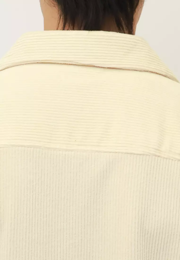 Used 1968 - Standard Kemeja Corduroy Pria Lengan Pendek Cream