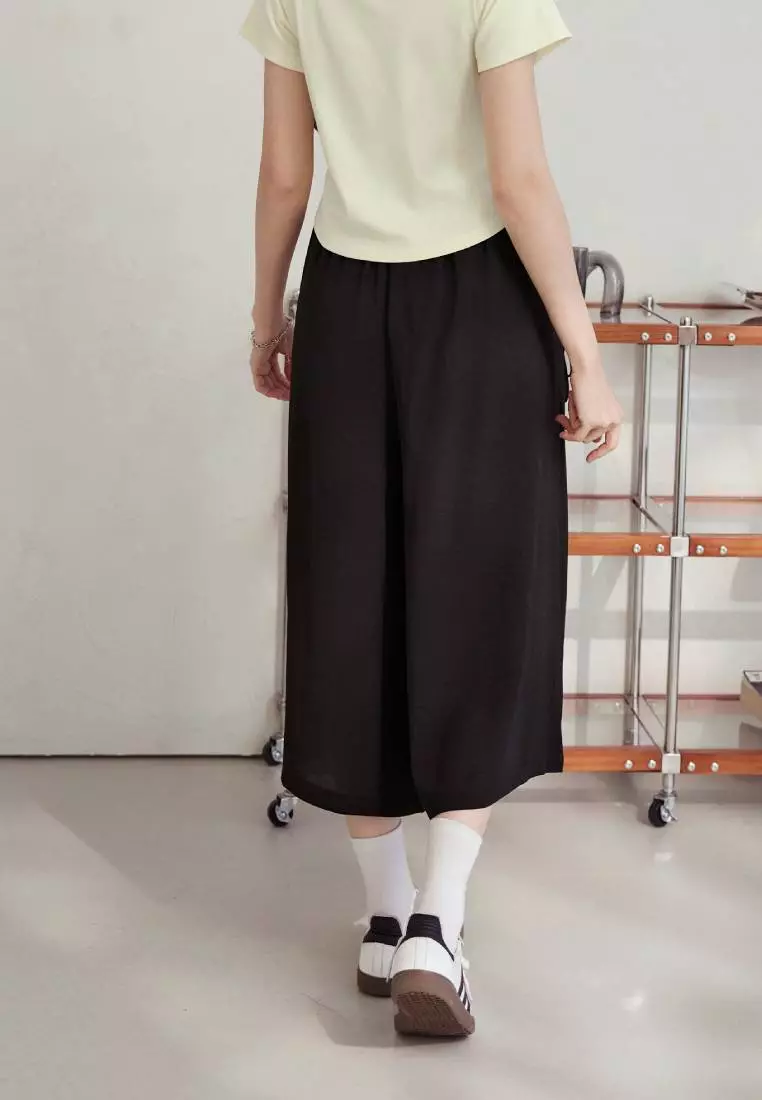 Breathable Textured Fabric Drawstring Elastic Waist Cropped Wide-Leg Pants [BA7876]
