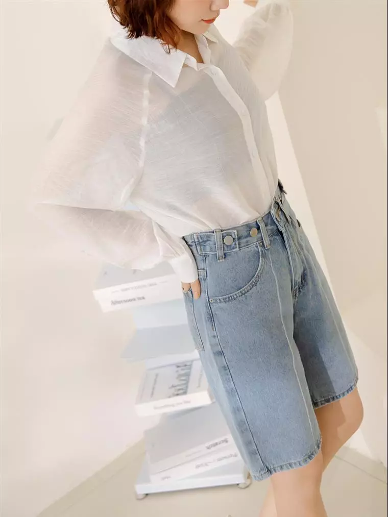 Cotton Waist Adjustment Buttoned Denim Shorts [BA6820]