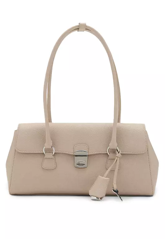 City Shoulder Bag With Flap
