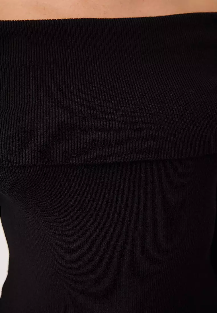 Black Premium Yarn/Special Yarn Carmen Collar Knitwear Sweater