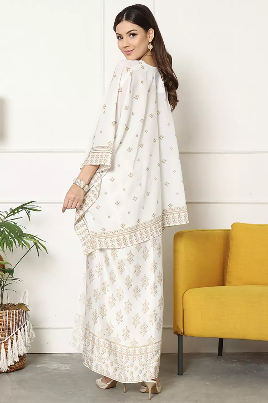 Kanzi Songket R-Neck White Sarong Set