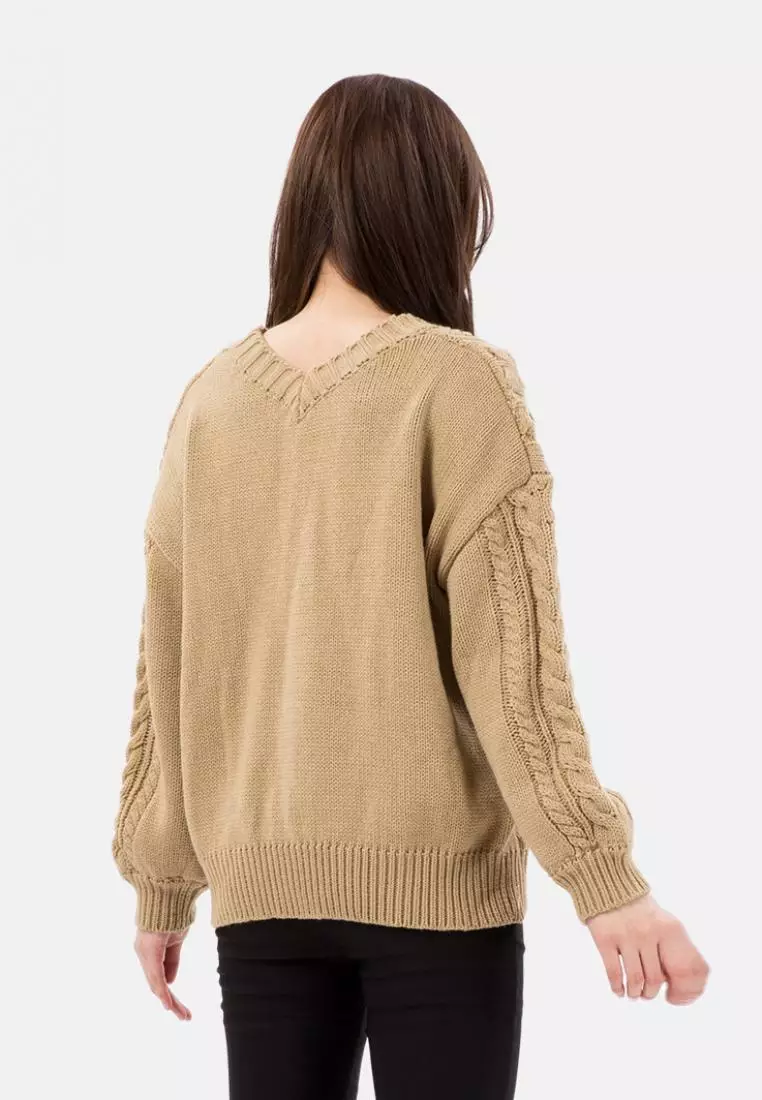 Cable Knit Cardigan in Beige