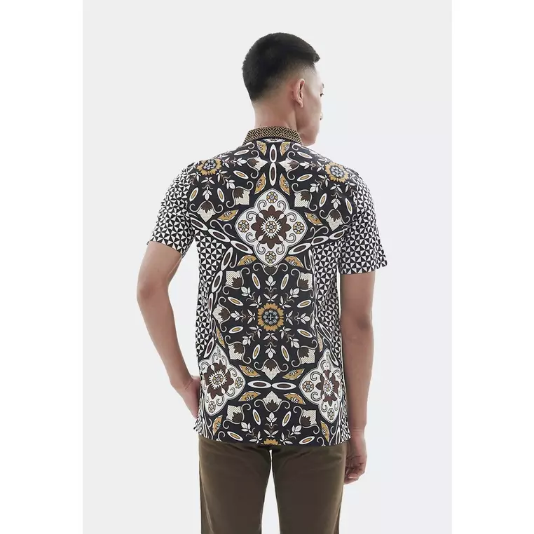MANZONE Kemeja Batik Lengan Pendek - AGRA