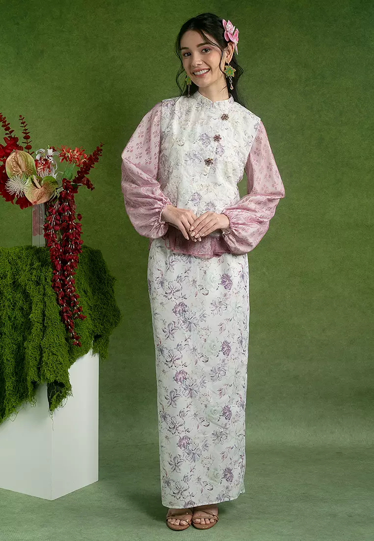 Hana Kurung Modern Embroidered Set