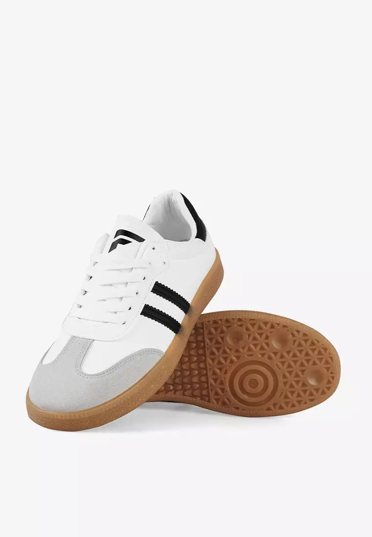 Sepatu Sneakers Casual Classic Pria M.Nicolas - Fransisca Renaldy