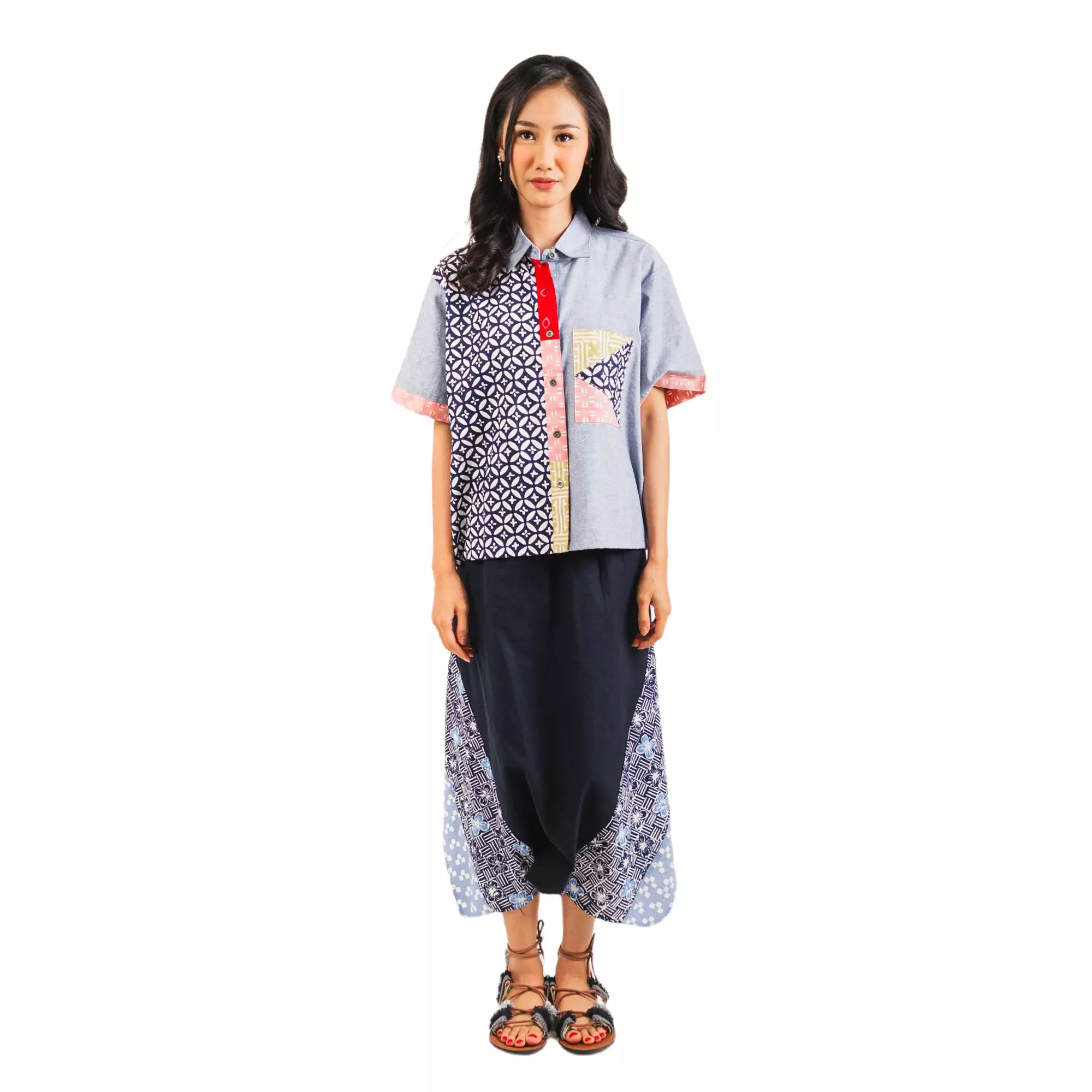 Kemeja Batik Wanita - Bhatara Batik Sassy - Atasan Batik Modern Lengan Pendek