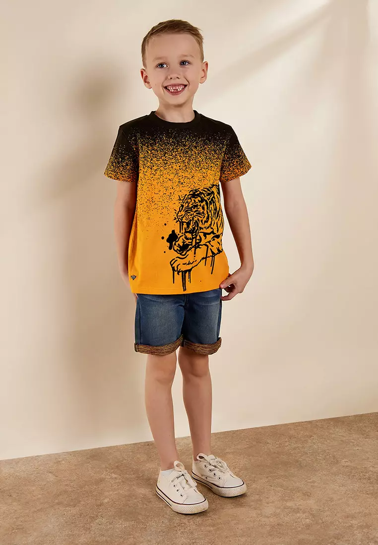 Quintus Flocked T-Shirt