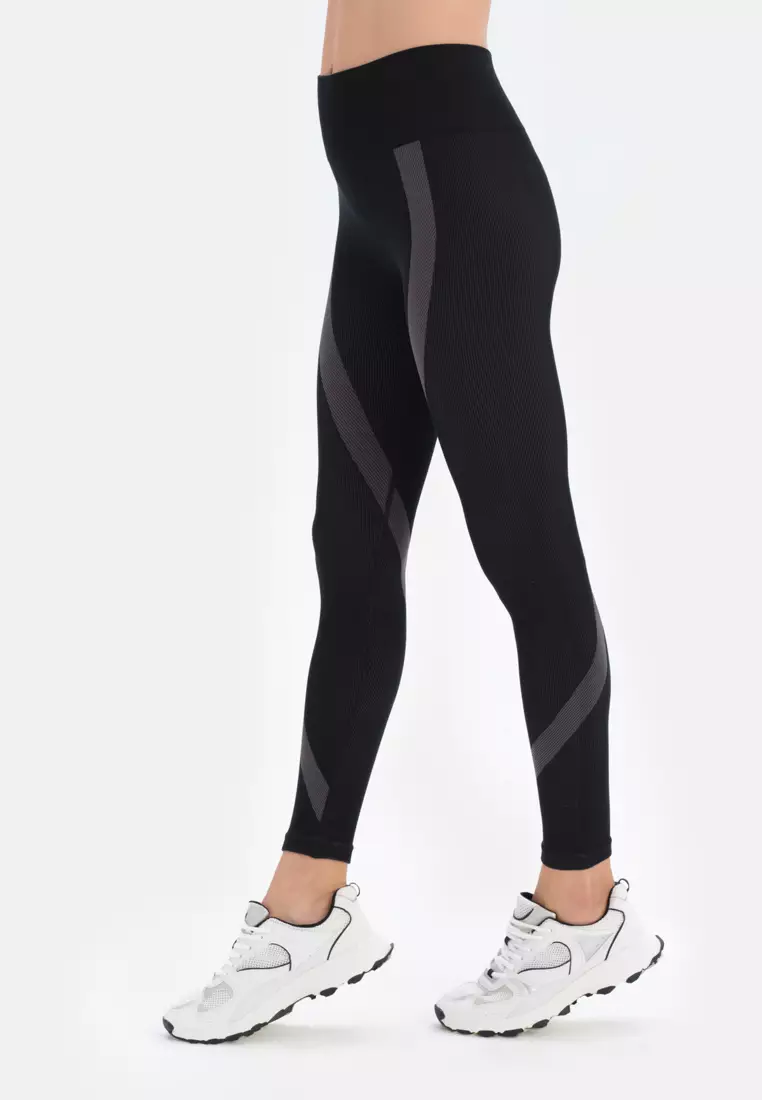 Buy DAGİ Black Leggings, Standing Collar, Slim Fit, Activewear for Women  Online