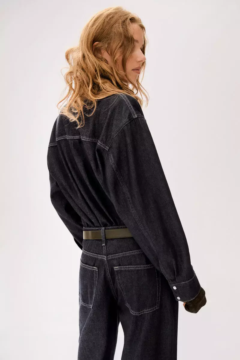 Feather Soft Wide Regular Jeans