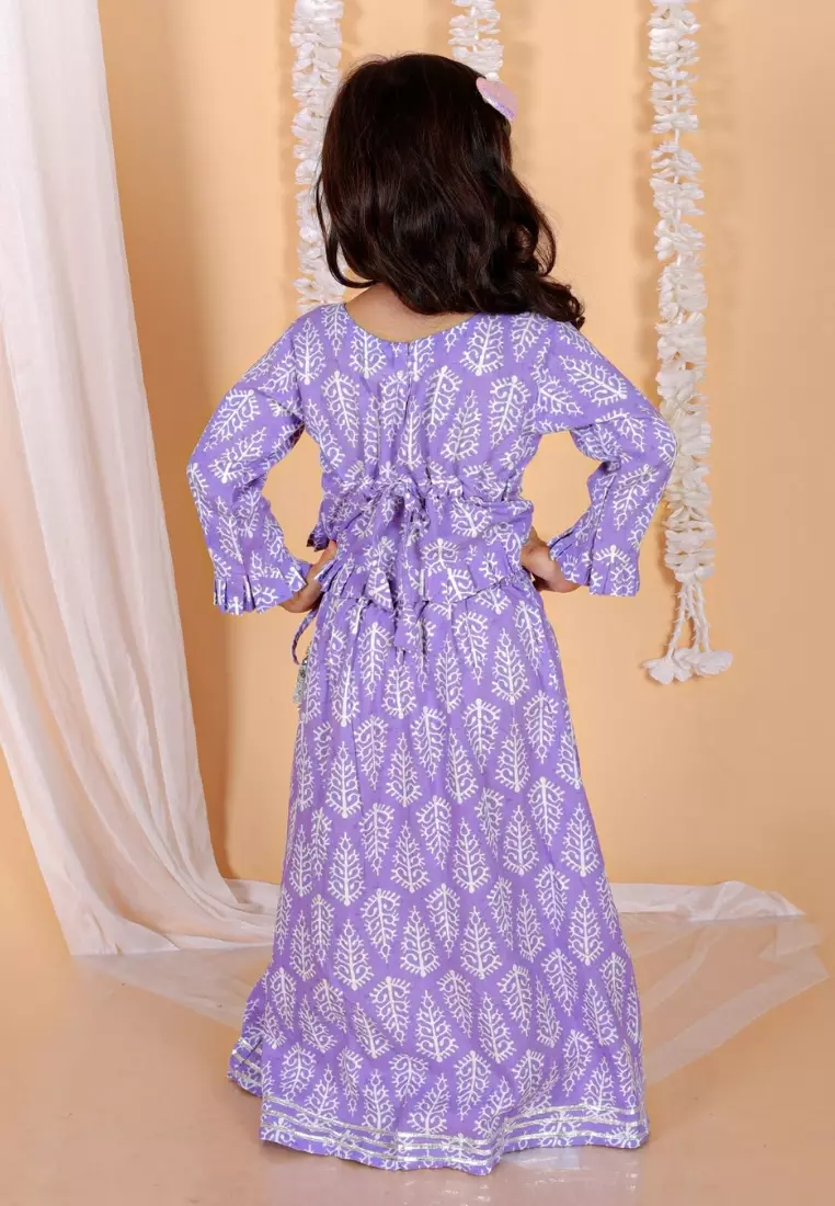 皇家紫色花卉印花女孩 Lehenga 套装