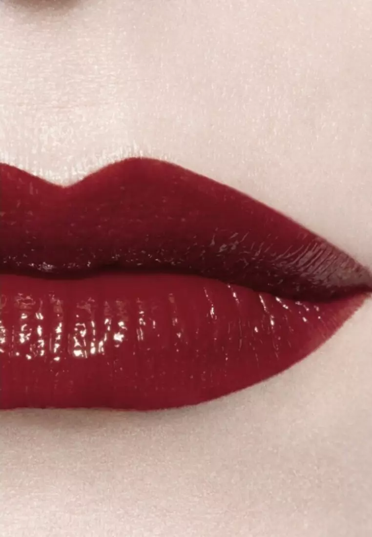 Rouge Allure Lace Ultrawear Shine Liquid Lip Colour in 74 Experimente