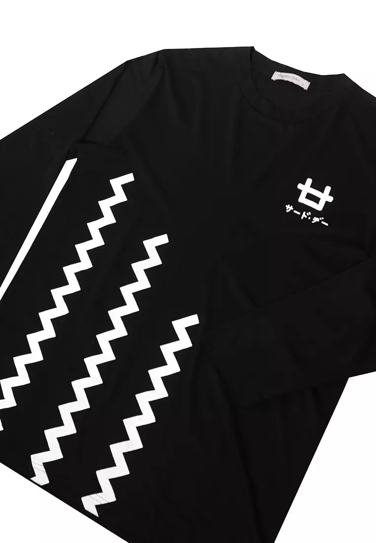 MT934S Kaos Lengan Panjang Pria Men Logo chest ZigZag Hitam
