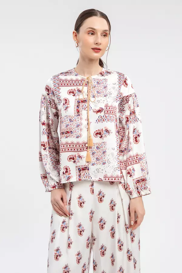 MINIMAL - Zhevina - Blus Lengan Balon Motif Paisley - Off White Colour Offwhite