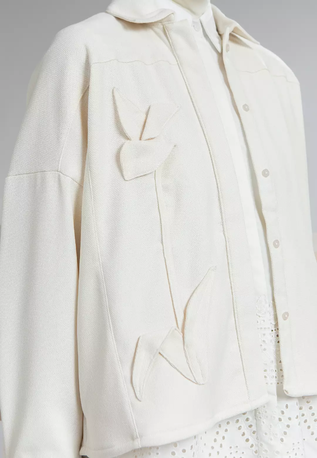 HijabChic Valli Cream Top - Atasan Kerah Kemeja Saku Depan Formal