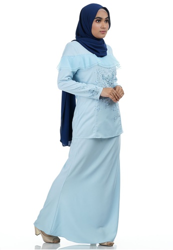 Buy Nurine Kurung with Layered Frill Panel (Off Shoulder Panel) from Ashura in Blue only 230