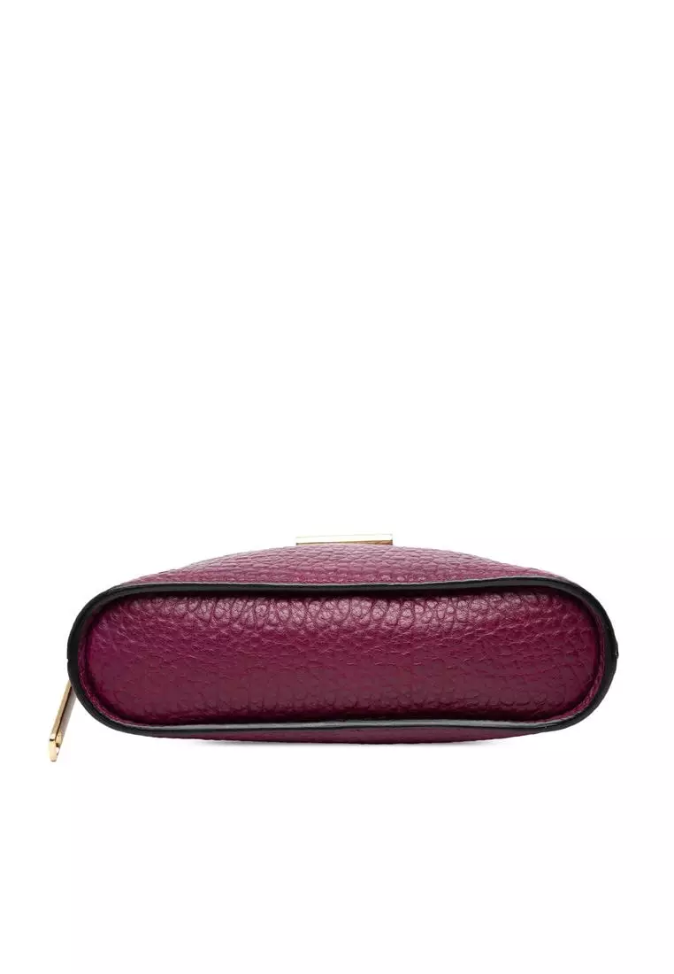 Pre-Loved Burberry Leather Harrogate Crossbody