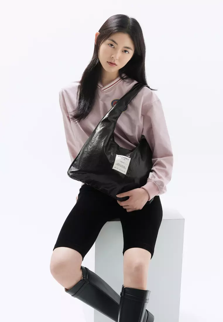 DEWY Nylon Shoulder Bag Black