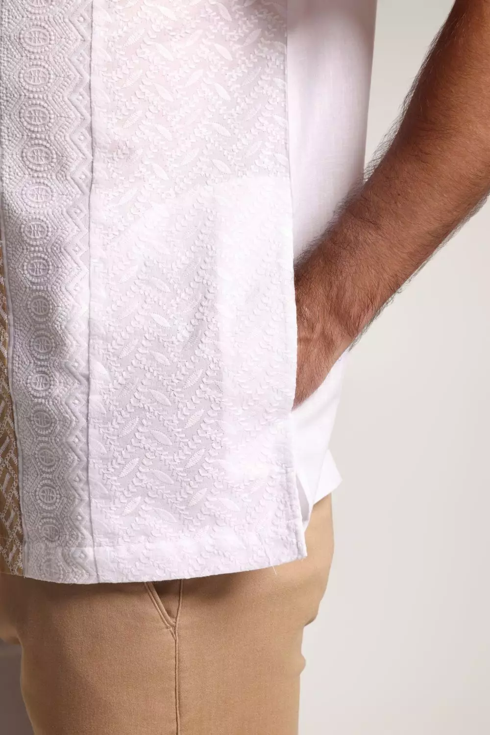 MOC Kemeja Koko Lengan Pendek Pria Zayn - White