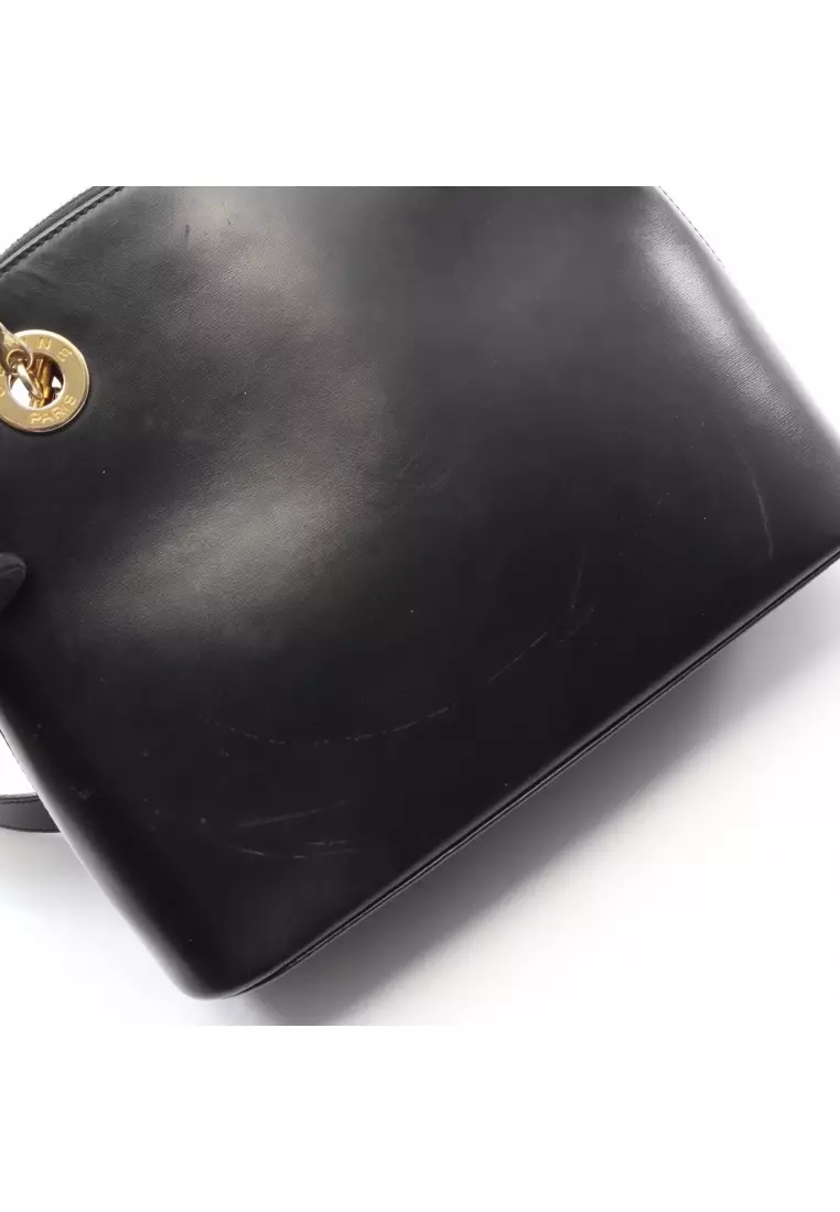 Pre-Loved Celine circle logo chain shoulder bag leather black