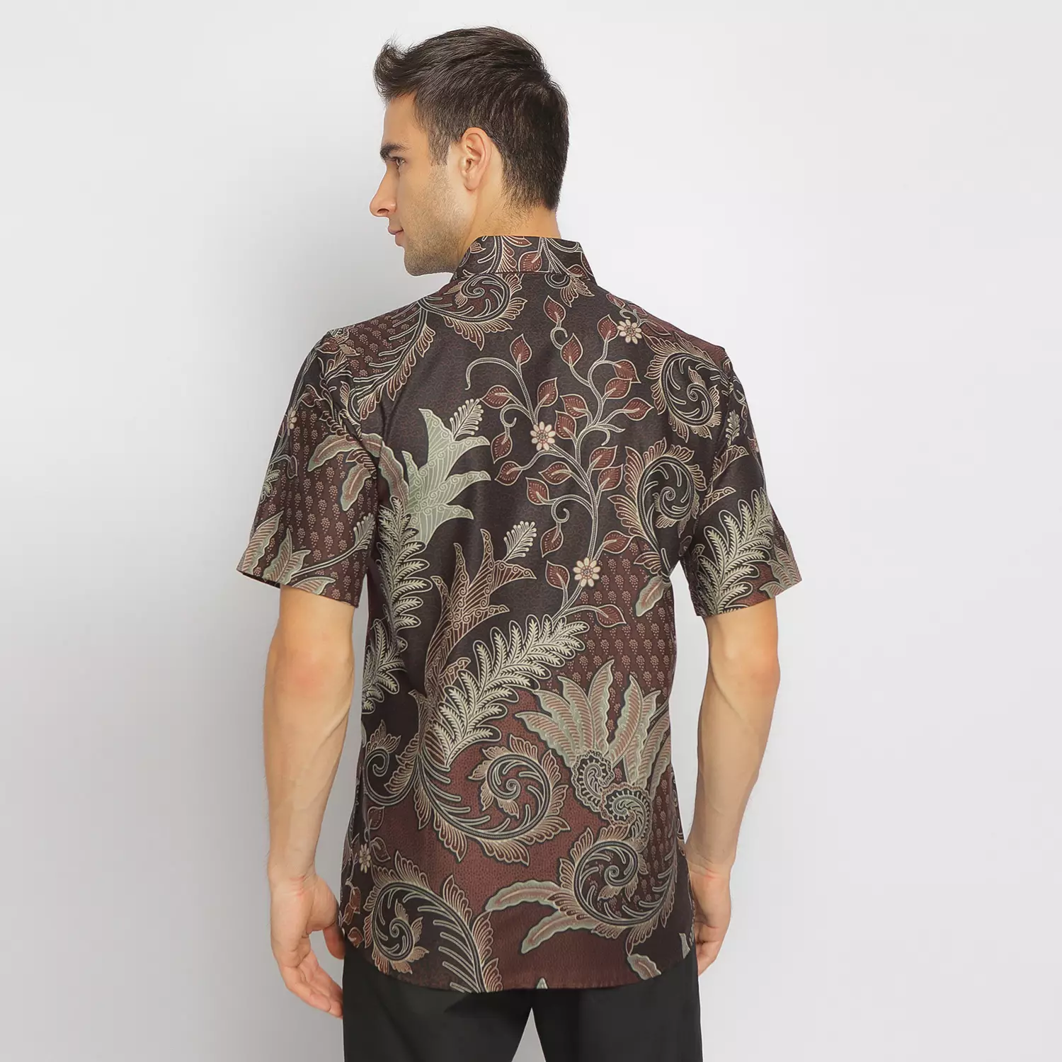Slimfit Kiran Brown Kemeja Batik Pria Lengan Pendek