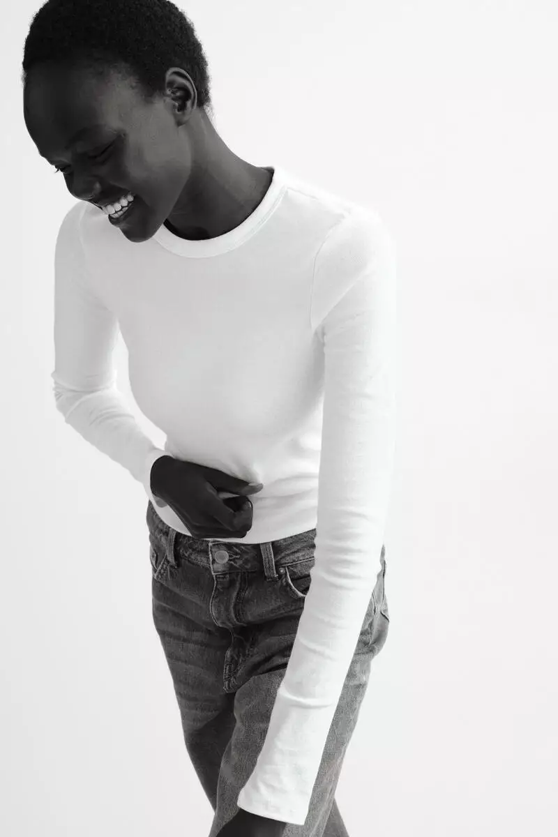 Long-sleeved jersey top