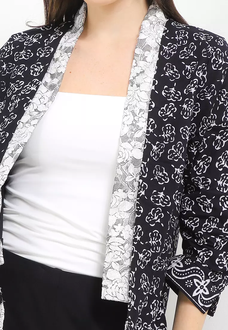 Outer Cardigan Batik Wanita Myra Black White