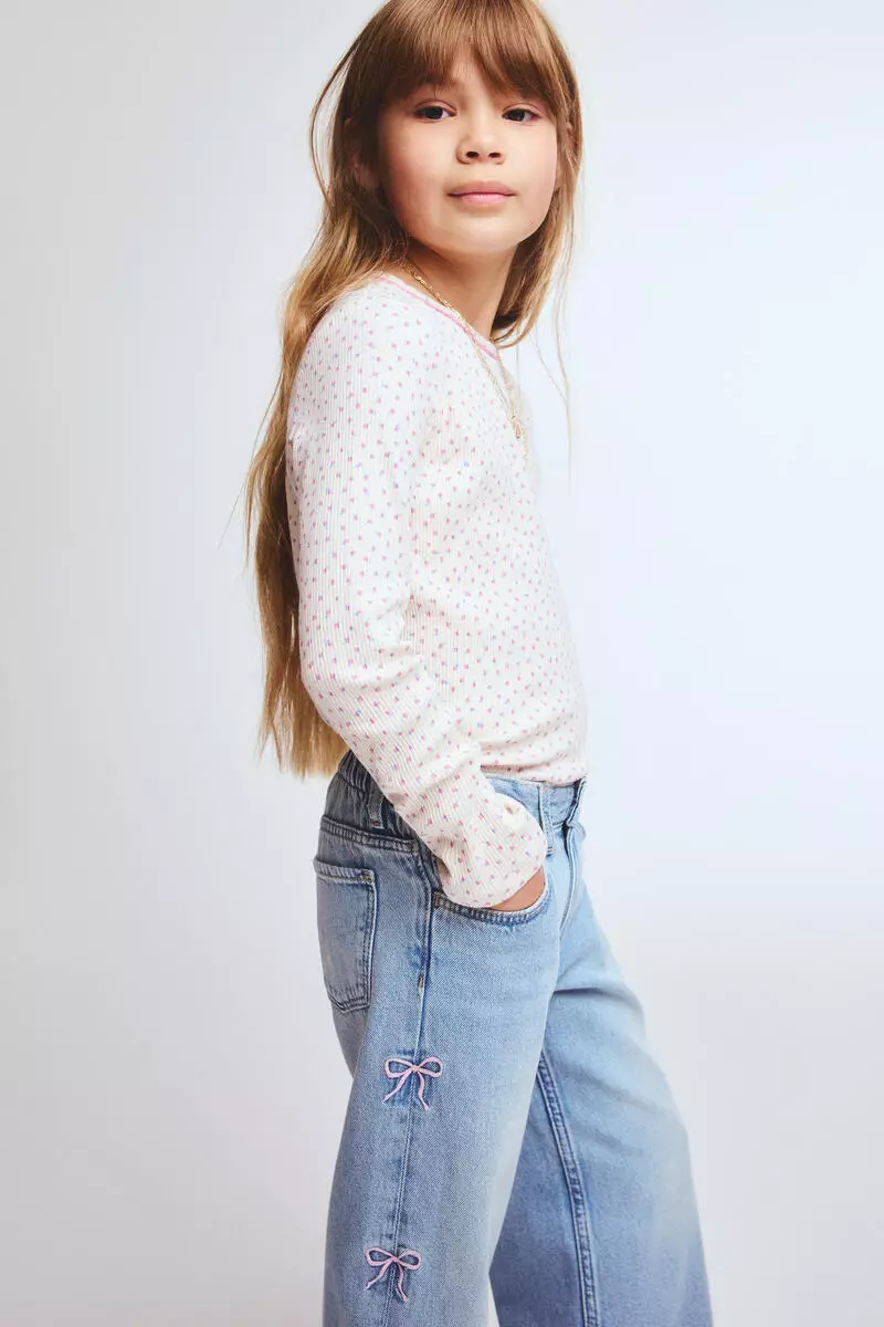 Motif-detail wide leg jeans