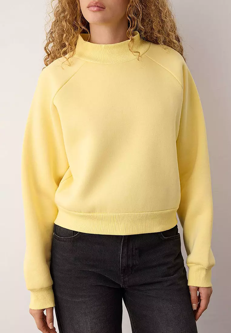 Light Yellow Raglan Sleeve Oversize/Wide Pattern Thick Polar Fleece Knitted Sweatshirt