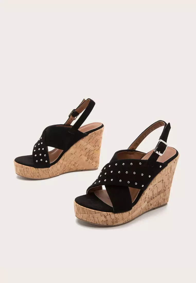 Corkscrew wedges outlet