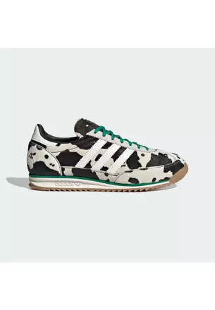 Buy Adidas Shoes, Clothing & Bags @ ZALORA MY & Brunei