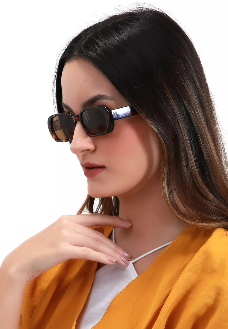 Mackenzie Kacamata Oval Frame Sunglasses Material PC ORIGINAL - Brown