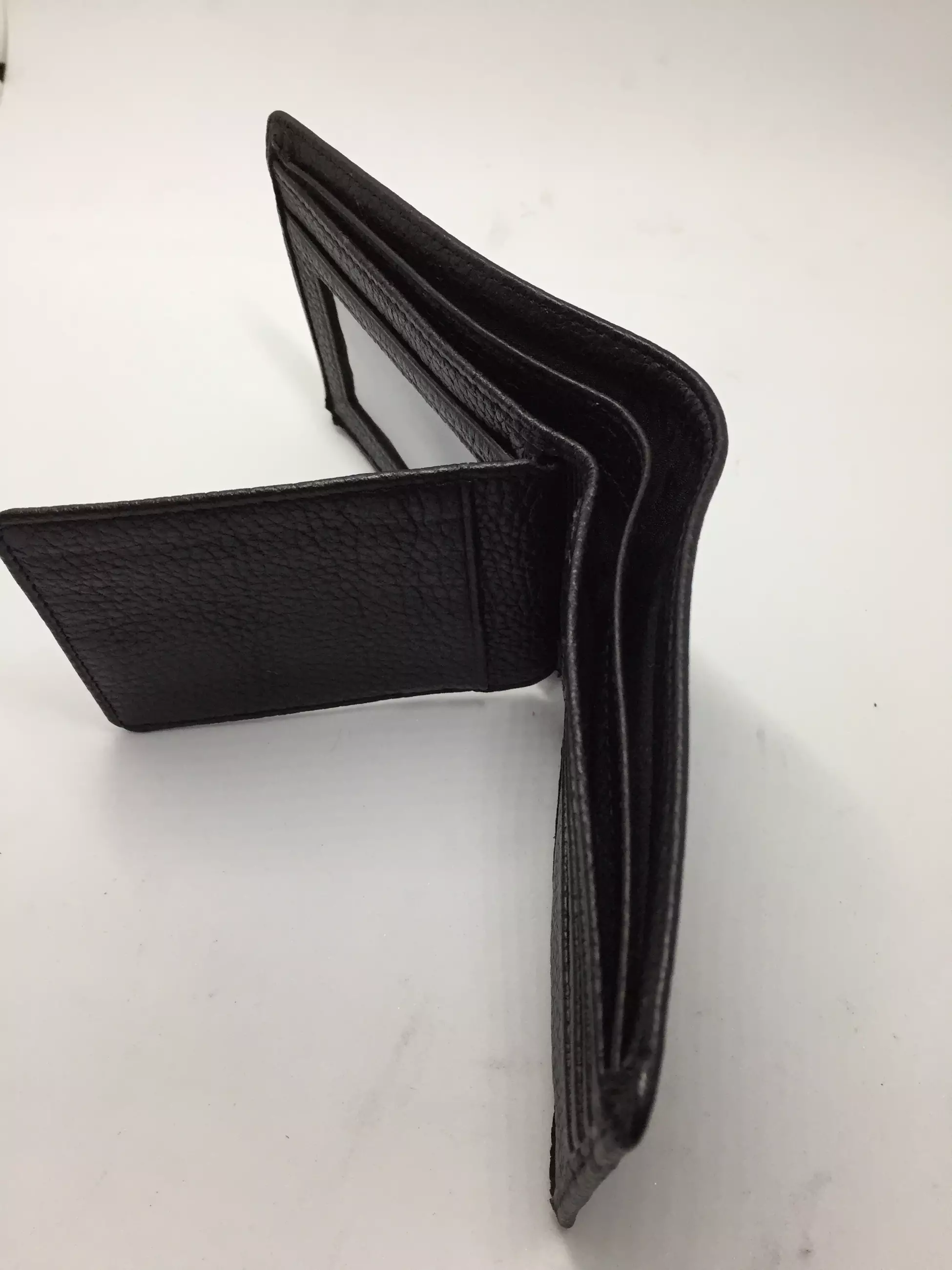 Dompet Decarlo DPT-DC-115KA-Hitam