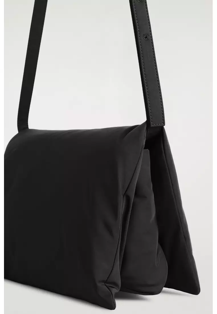 TRIFOLD PADDED CROSSBODY BAG