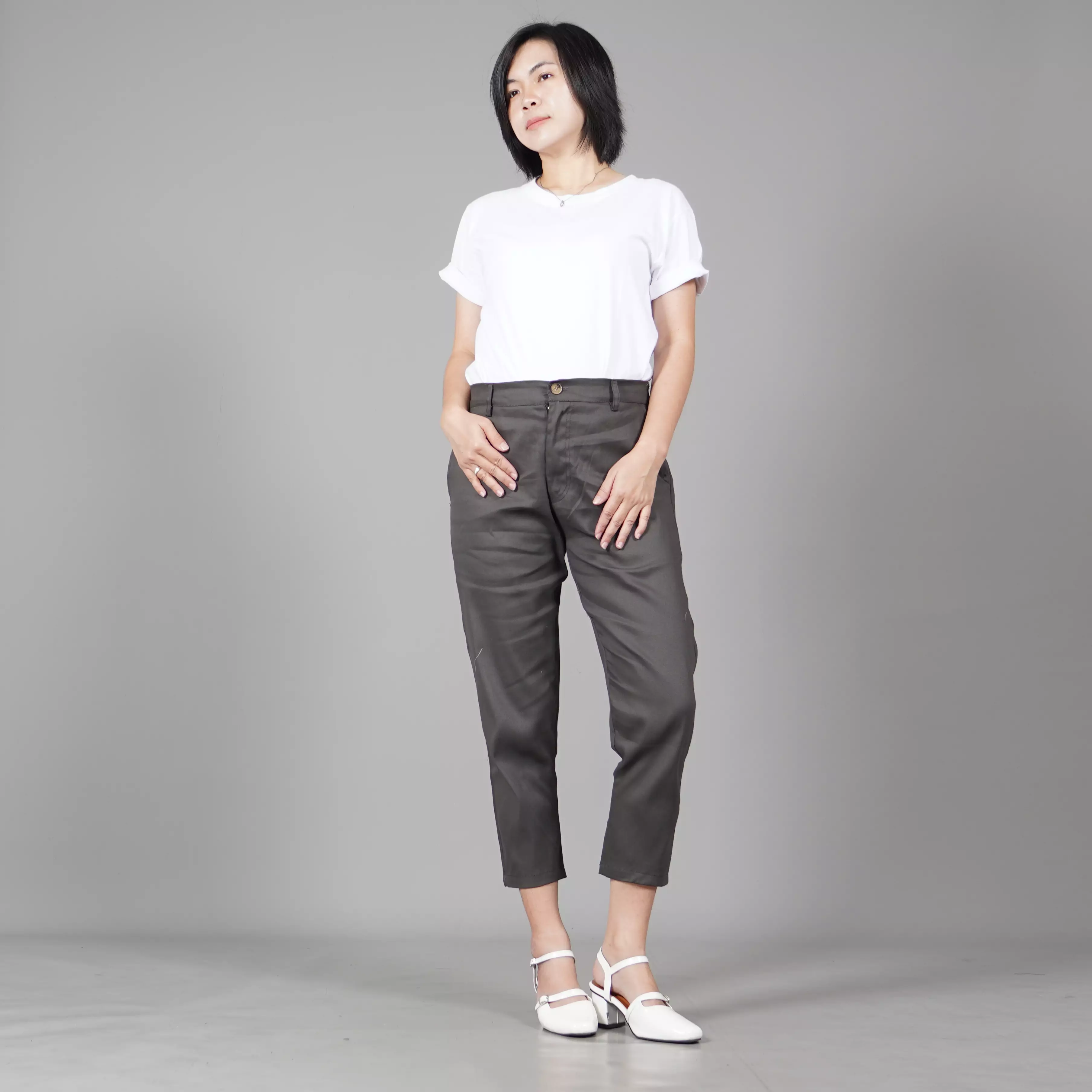  AURORA Celana Chino 3/4 Chinos Chino Pants Wanita - ABU TUA