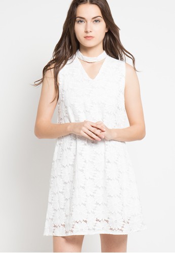Sleeveless Lace Dress W/ Collar
