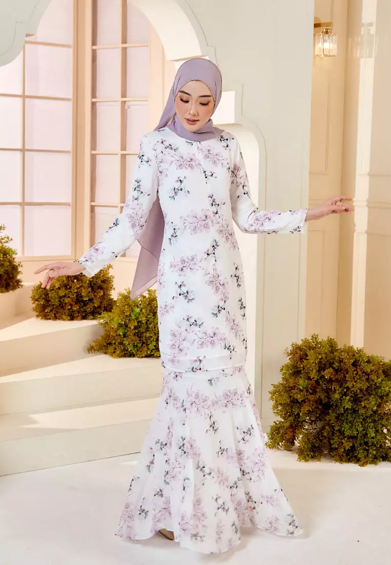 ARIEL Purple Orchid Baju Kurung Moden Princess Kain Kembang Payung in White Base