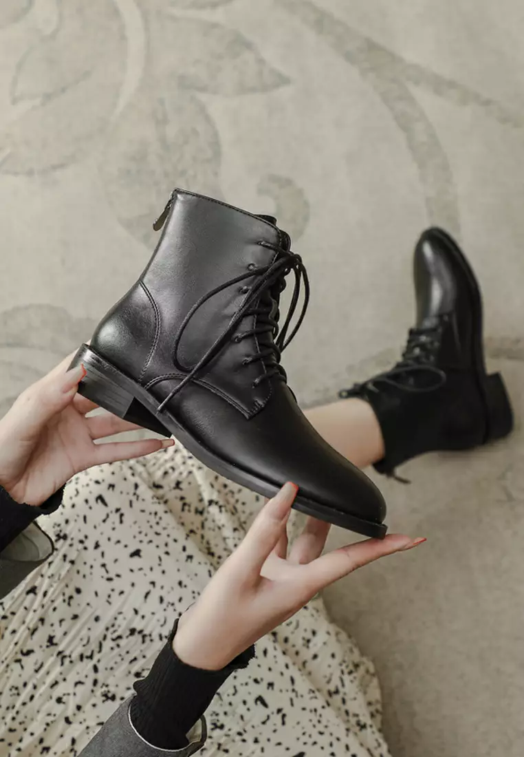 Faux Leather Lace Up Martin Boots TE2045-1