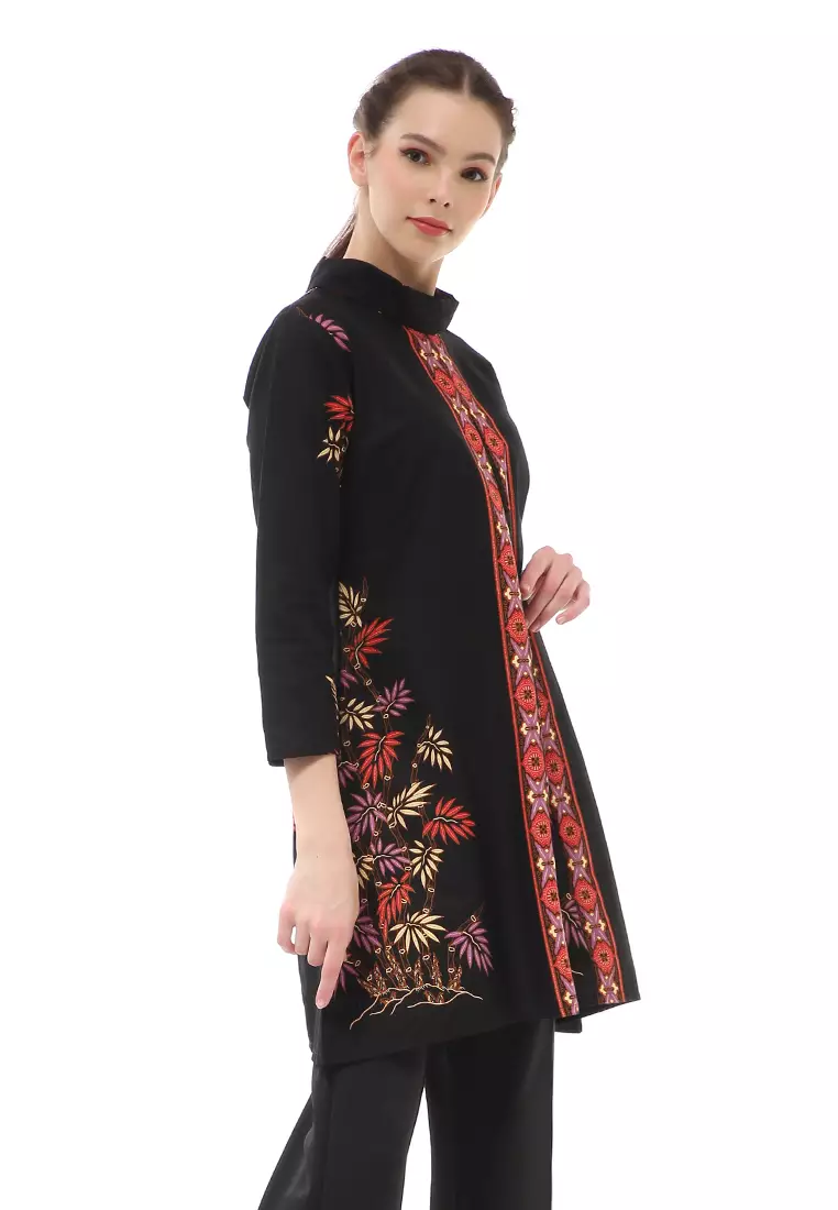 Olaf Atasan Batik Wanita Tunik Traditional Motive Desain Belah Tengah Material Cotton ORIGINAL - Black Red