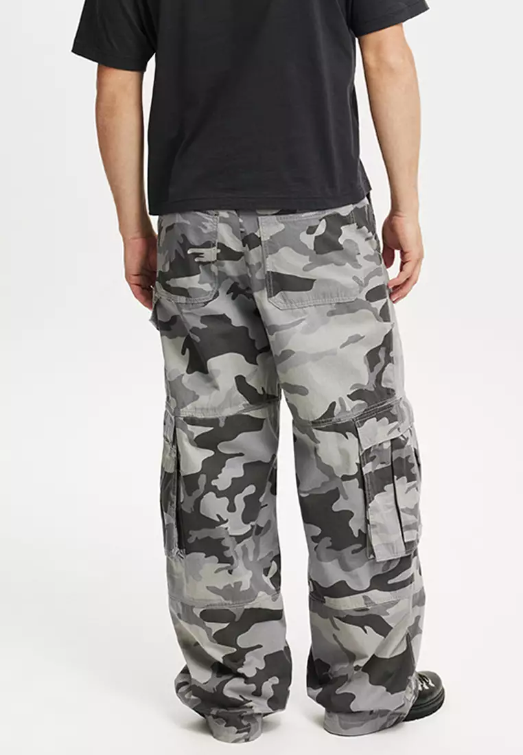 Super Baggy Cargo Pants