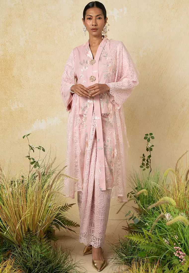DINDA KEBAYA LABUH WITH SELENDANG SET