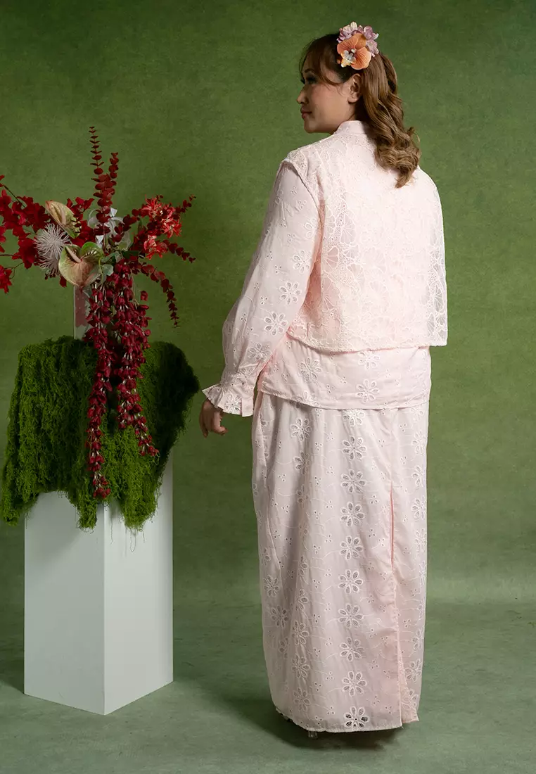 Amelia Plus Kedah Kurung with Vest Set