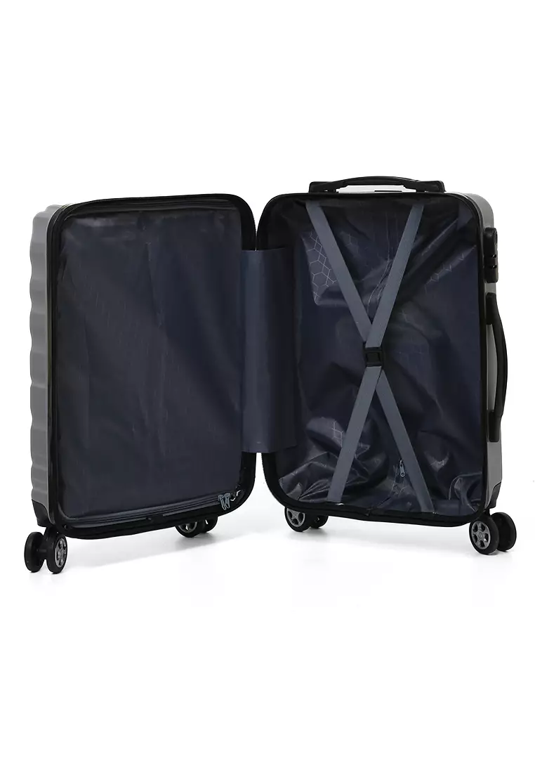 Carlton Koper Unisex Size 20 Inch Suitcase Combination Lock Material ABS+PVC Coated ORIGINAL - Silver