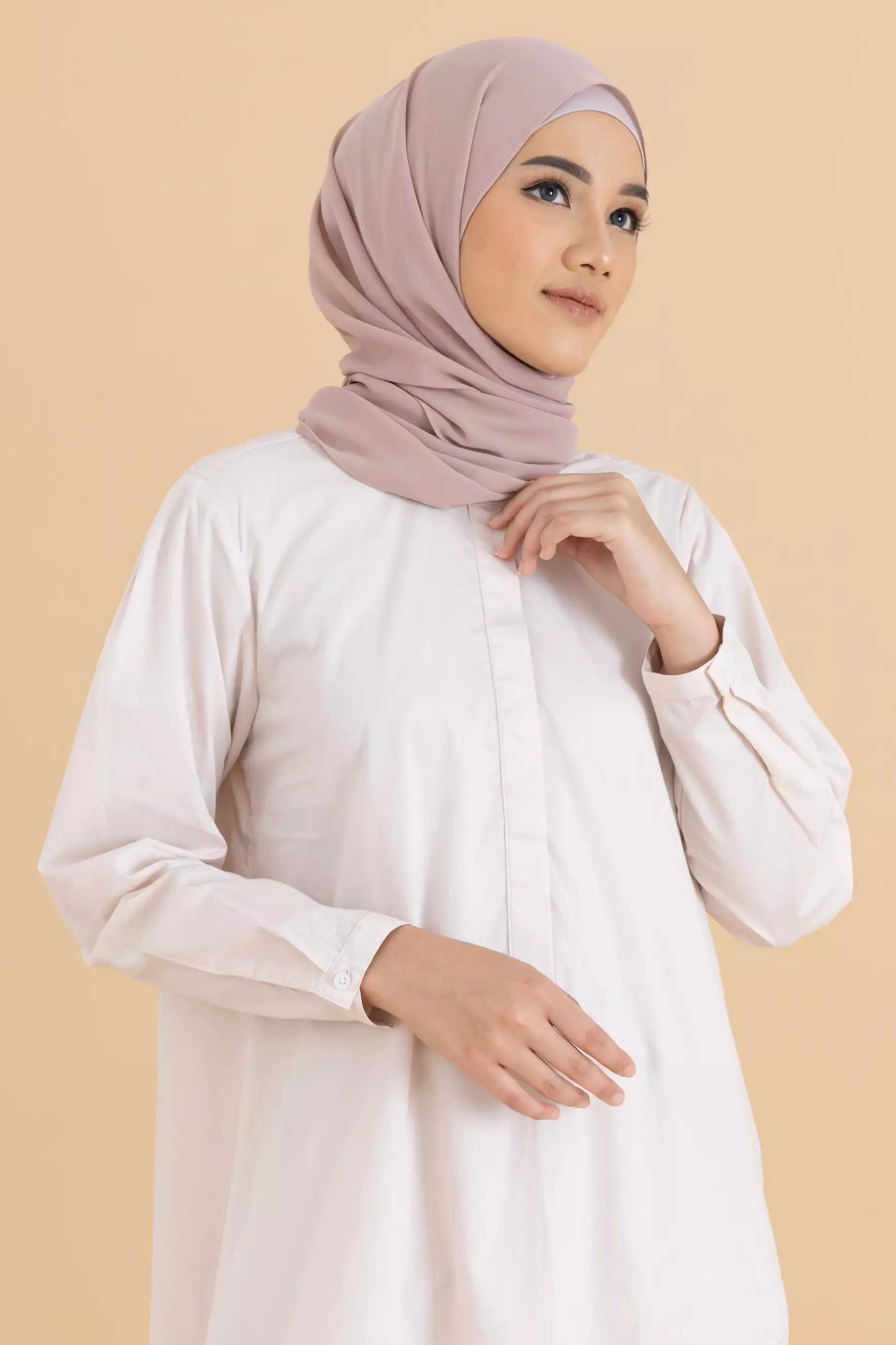 Dress Wanita Yamila Cream