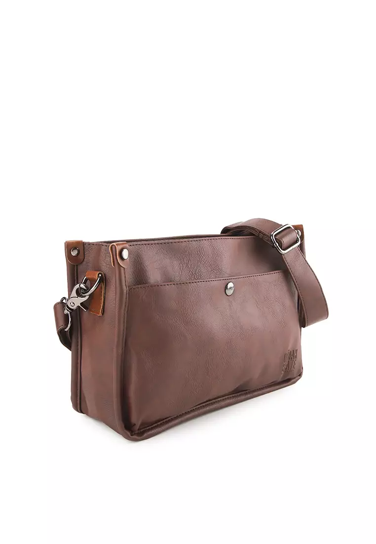 Distressed Leather Essential Crossbody Bag