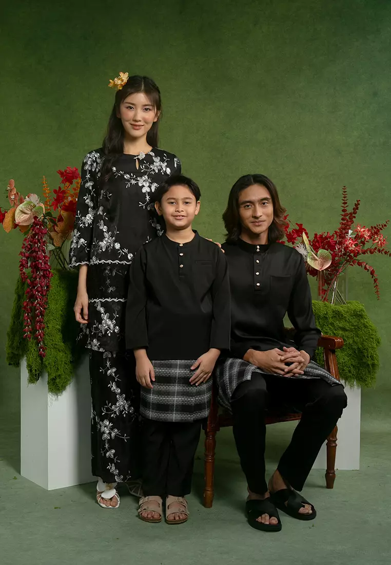 Azriah Embroidered Kurung Labuh Set