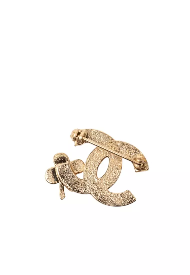 Pre-Loved Chanel Cc Gold Plated Strass Clover Leaf Pin Brooch