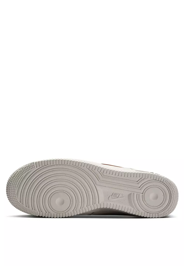 Air Force 1 '07 LV8 Shoes