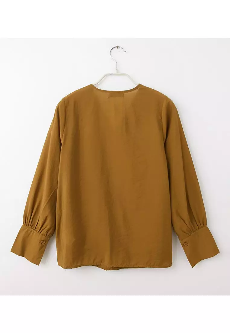 拋袖開襟純色V領上衣《AB18819》