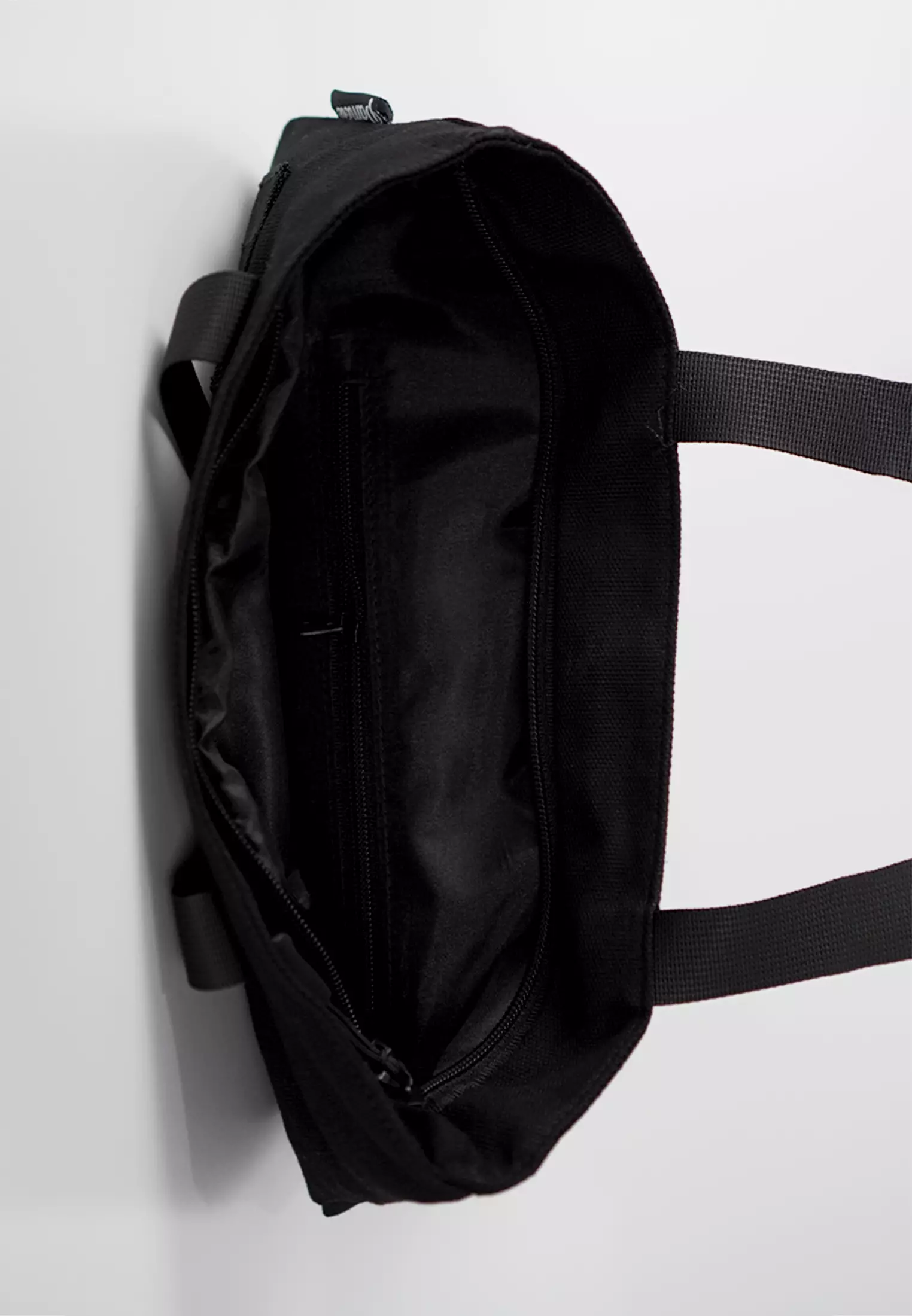 Tas Tote Bag Bahan Kanvas Penutup Resleting Arel Series - Hitam